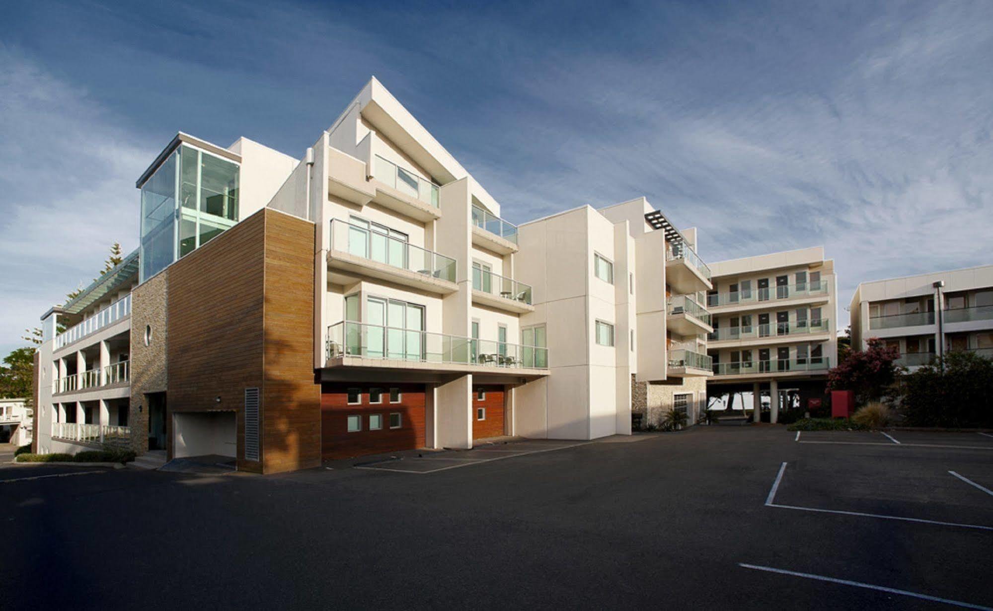 The Waves Apartments Коув Экстерьер фото